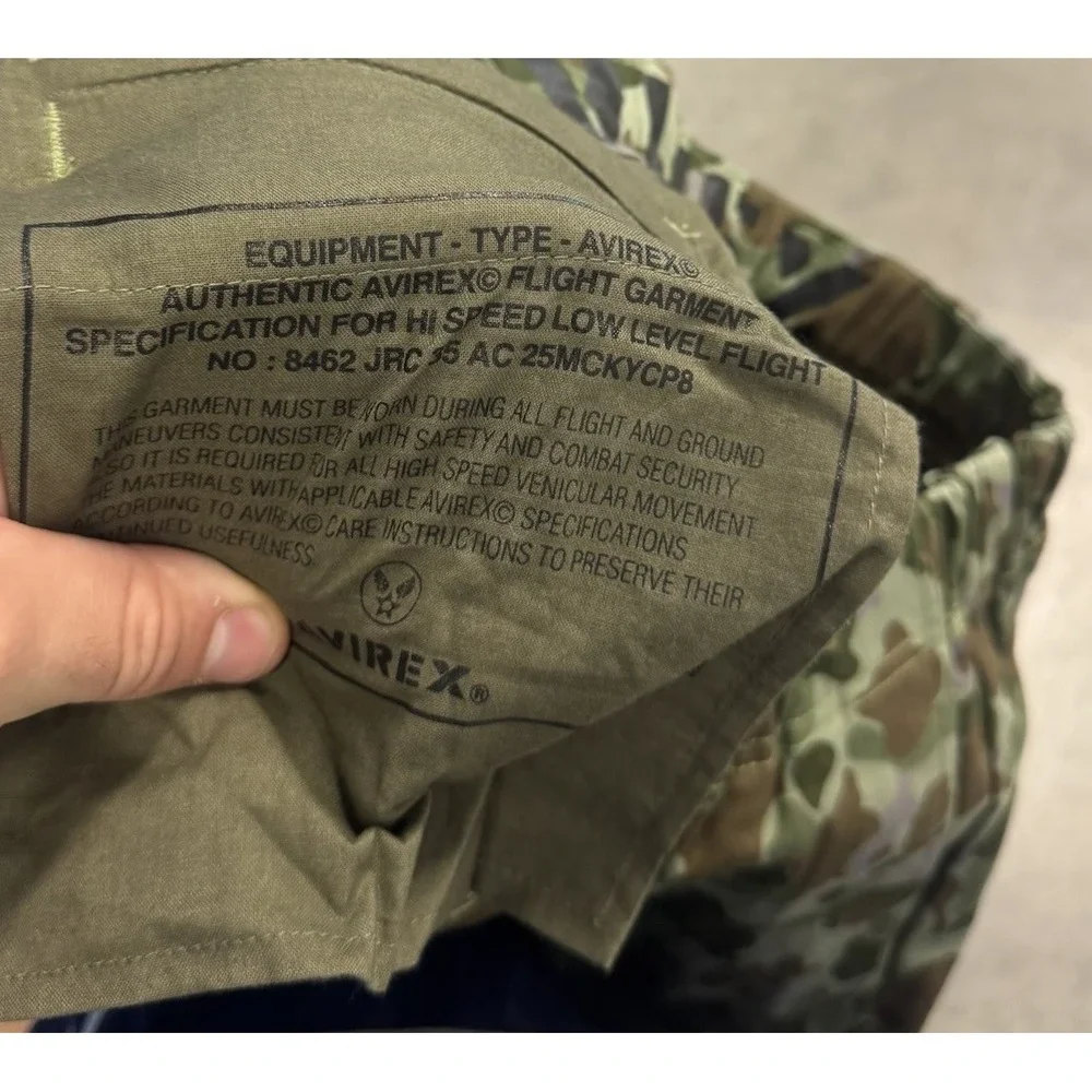 Avirex Pants Mens 30x30 Camouflage Cargo Pockets Frog Print Fly Pants